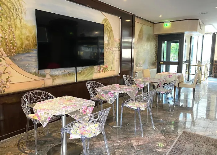 Hotel Condor